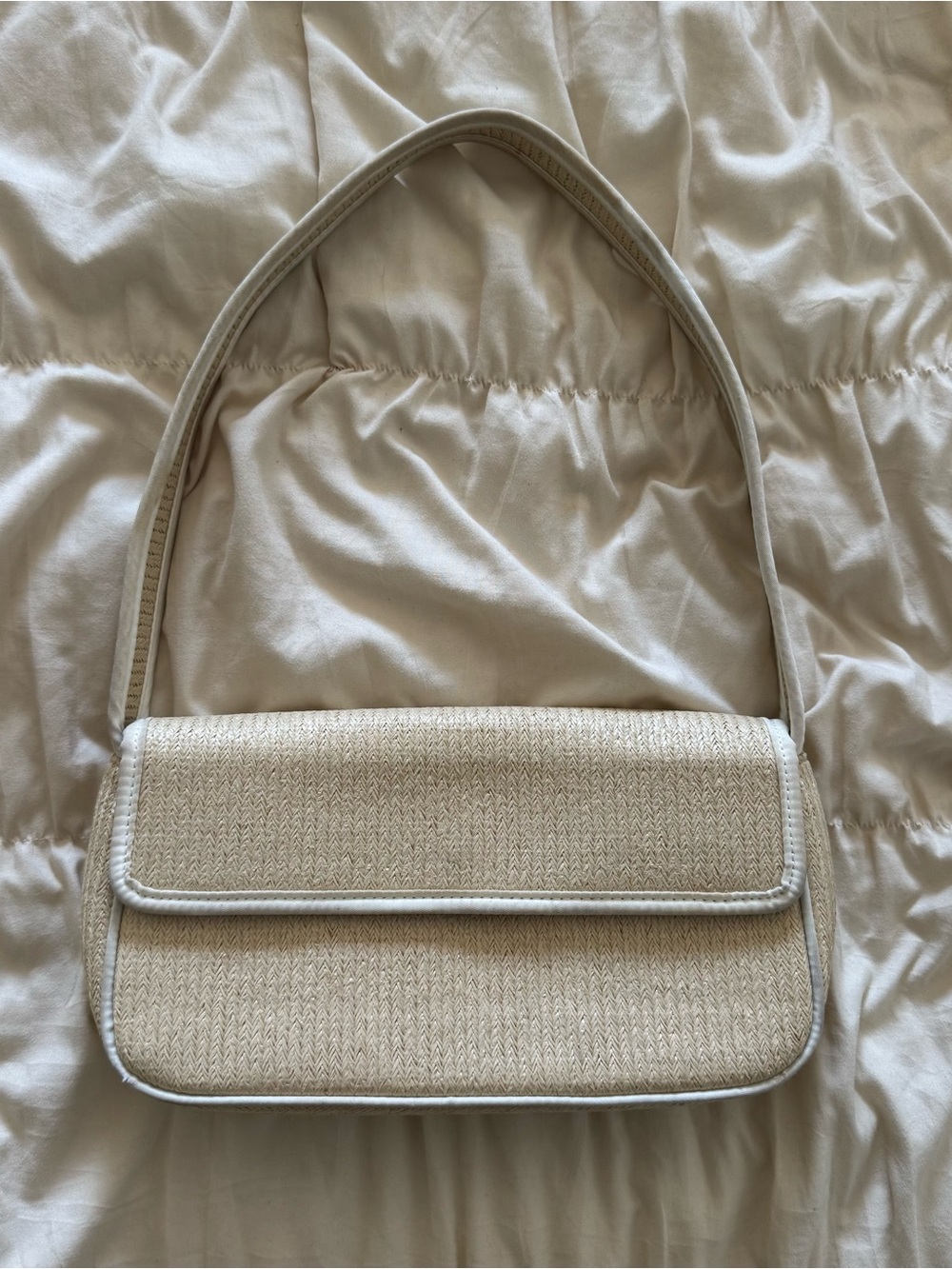 Vintage woven shoulder bag